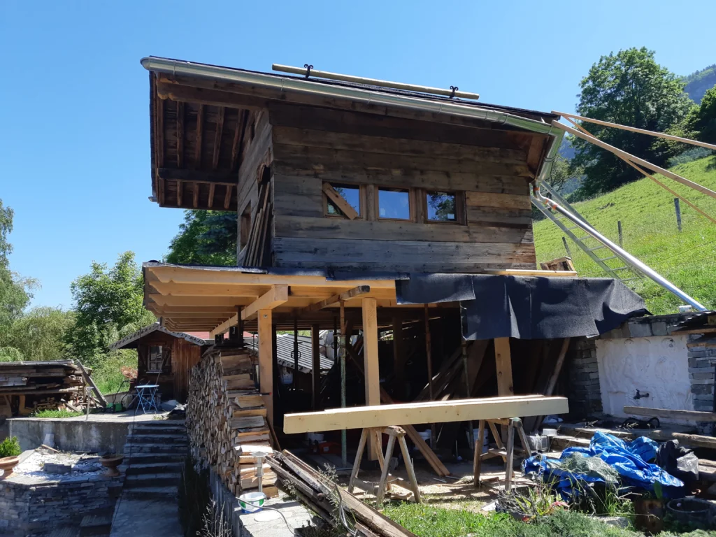 Le Mazot de la Cochette en construction qui deviendra un gîte à Annecy