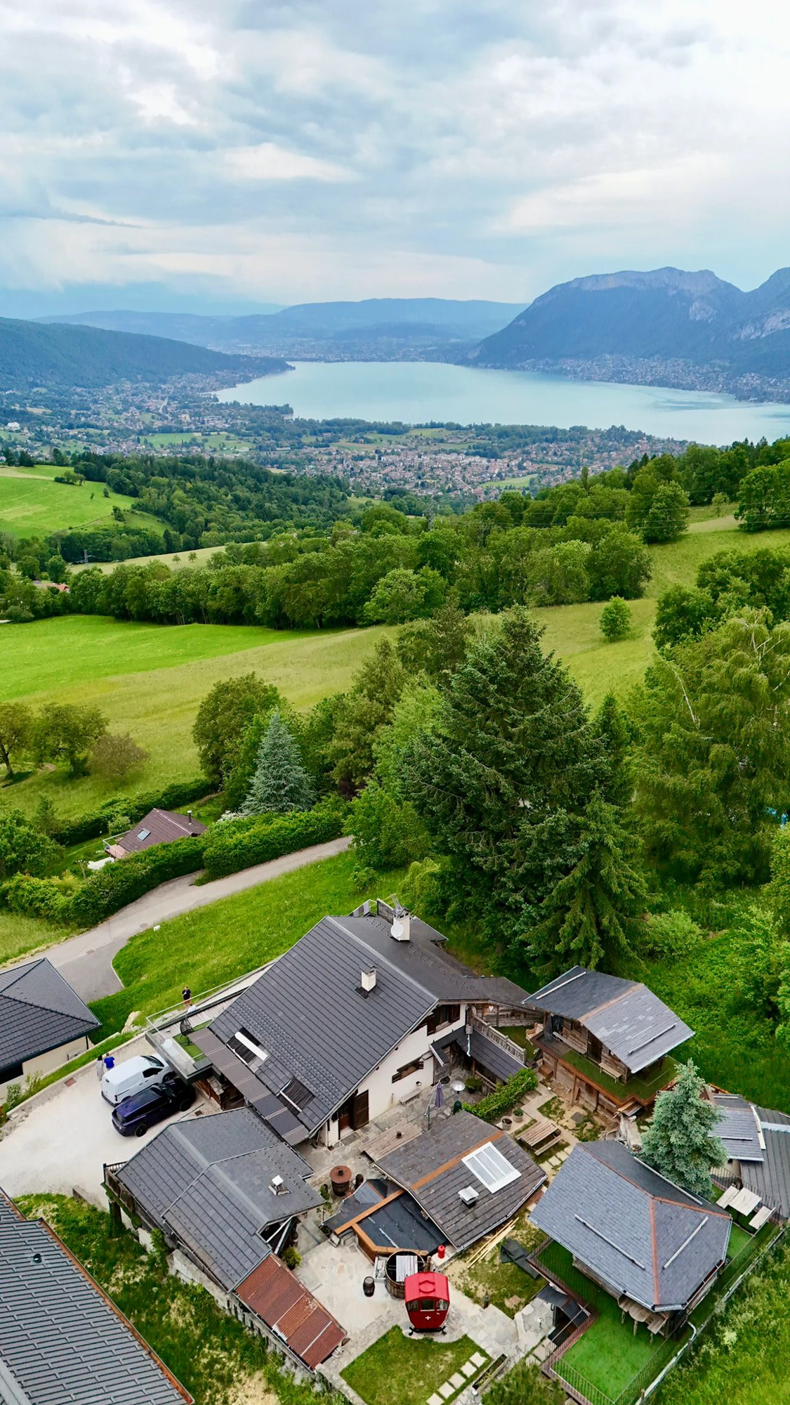 Vue sur le lac d'Annecy depuis votre chambre d'hôte